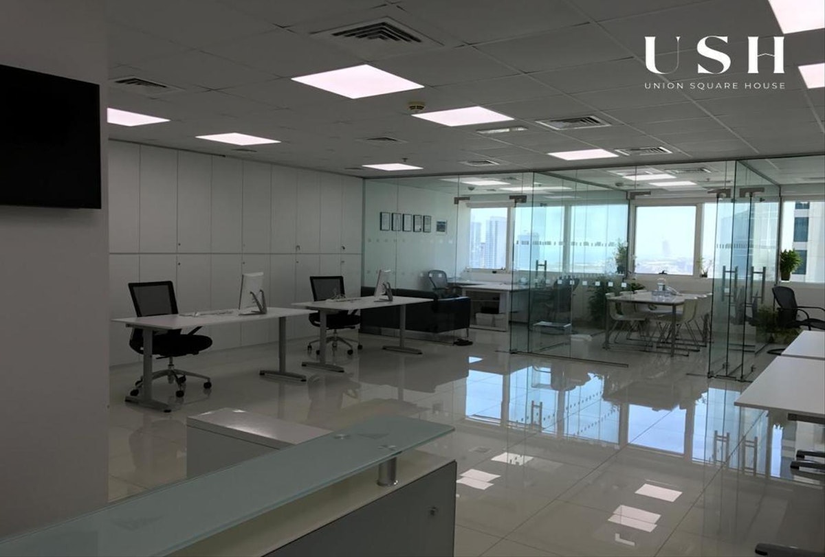 Furnished| High Floor| Opposite to Metro