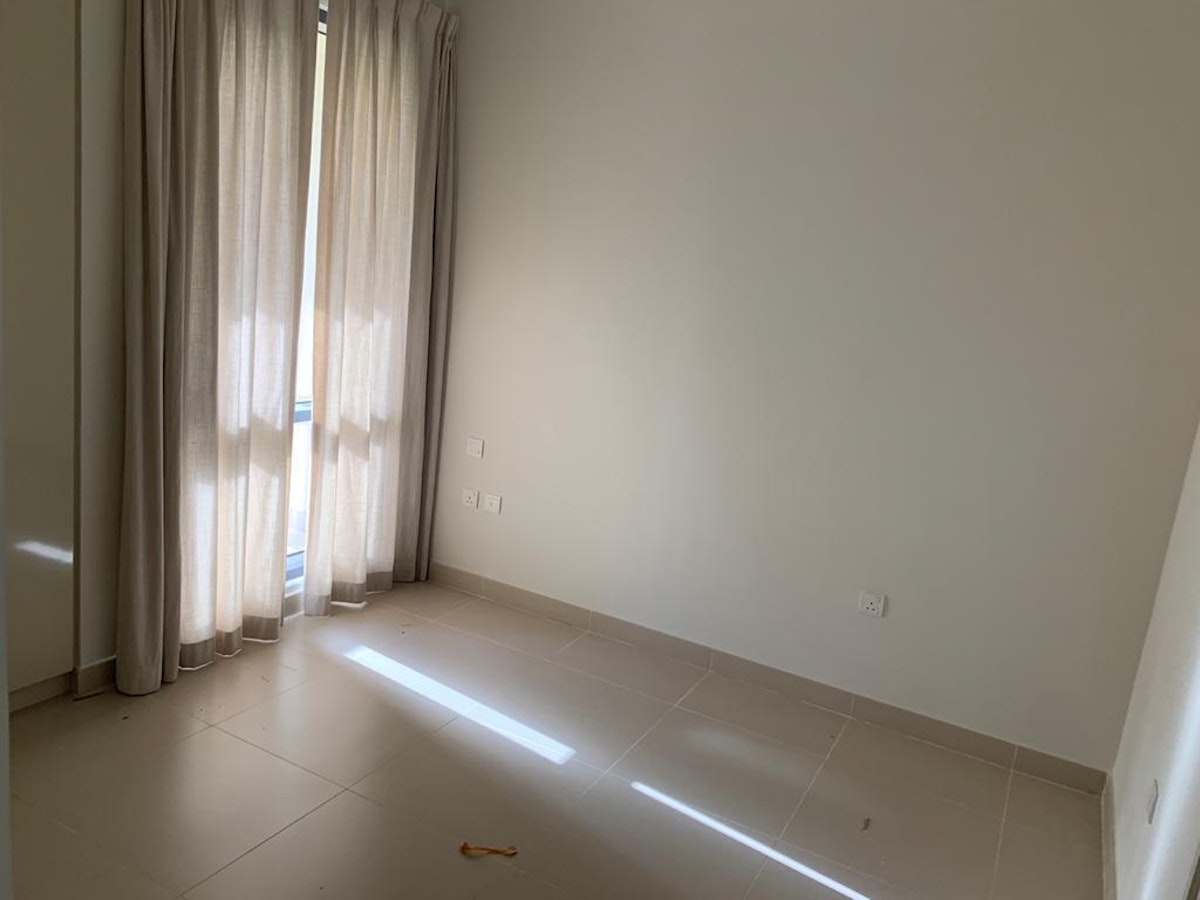 Single Row | Close to Pool | Landscaped