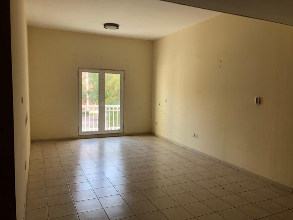 Genuine Resale | Spacious | Bright View | Tenanted
