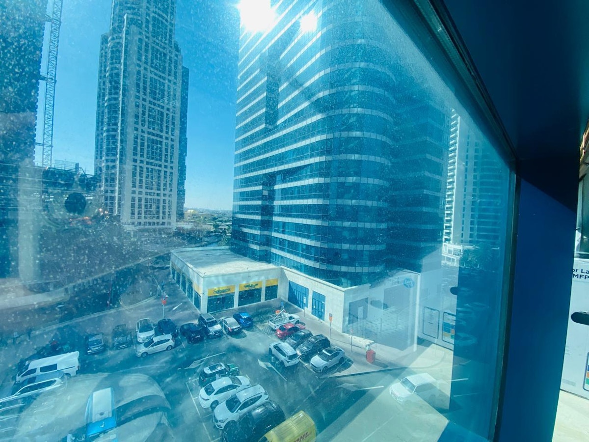 Vacant | Partitioned | Low Floor | Near Metro
