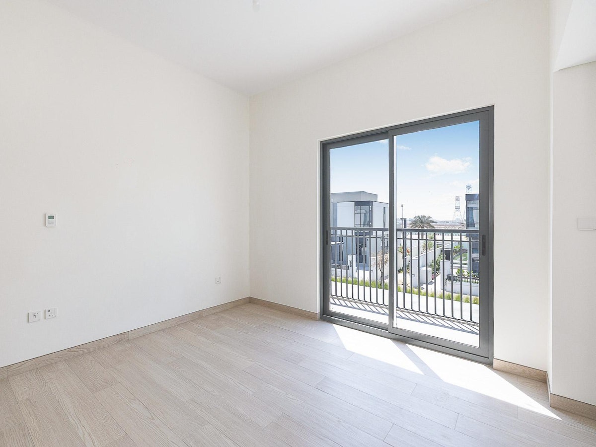 3BR | Single Row | Near Pool & Park | Murooj West