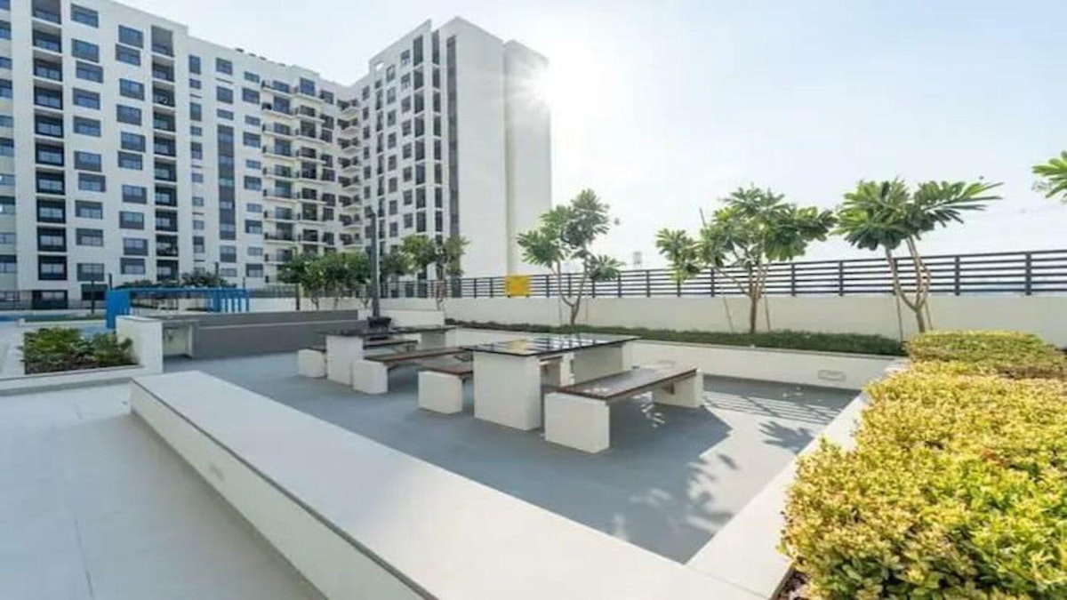 Spacious 3 Bed | Family Community | Close to Metro