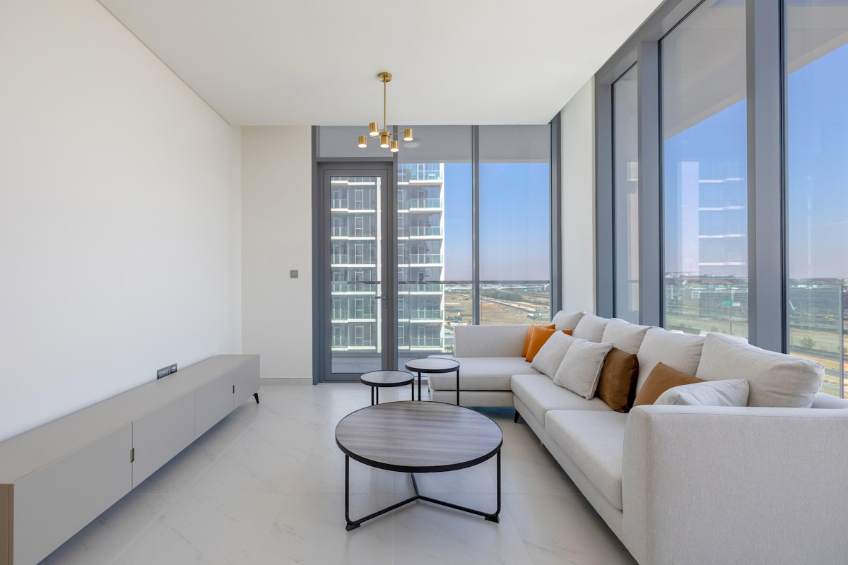 Fully Furnished | Downtown Skyline view | Vacant
