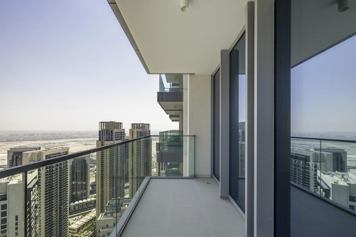 High Floor | Exclusive | Spacious | Ready To Move