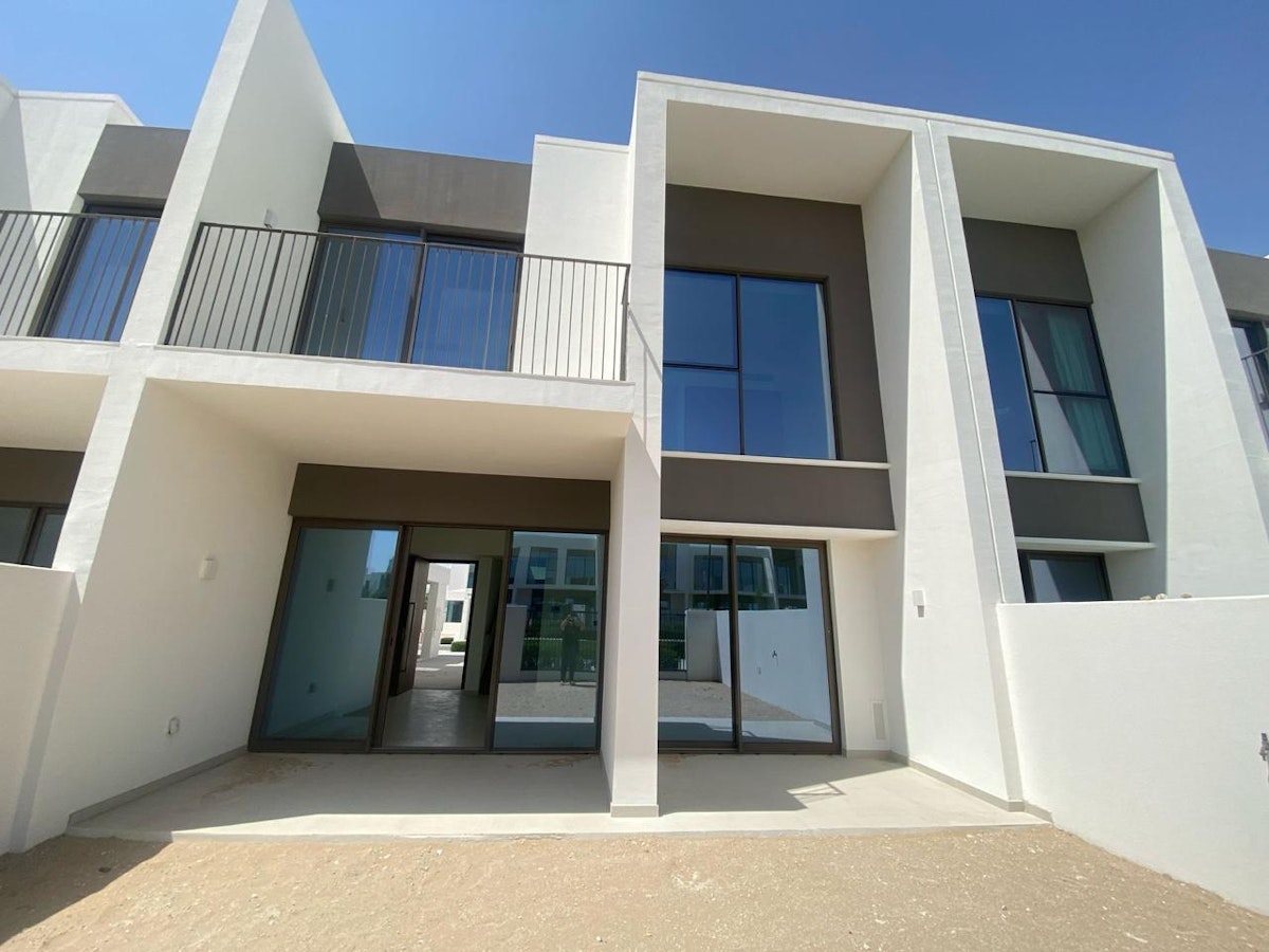 Modern | Spacious 3BR | Unfurnished | Brand new