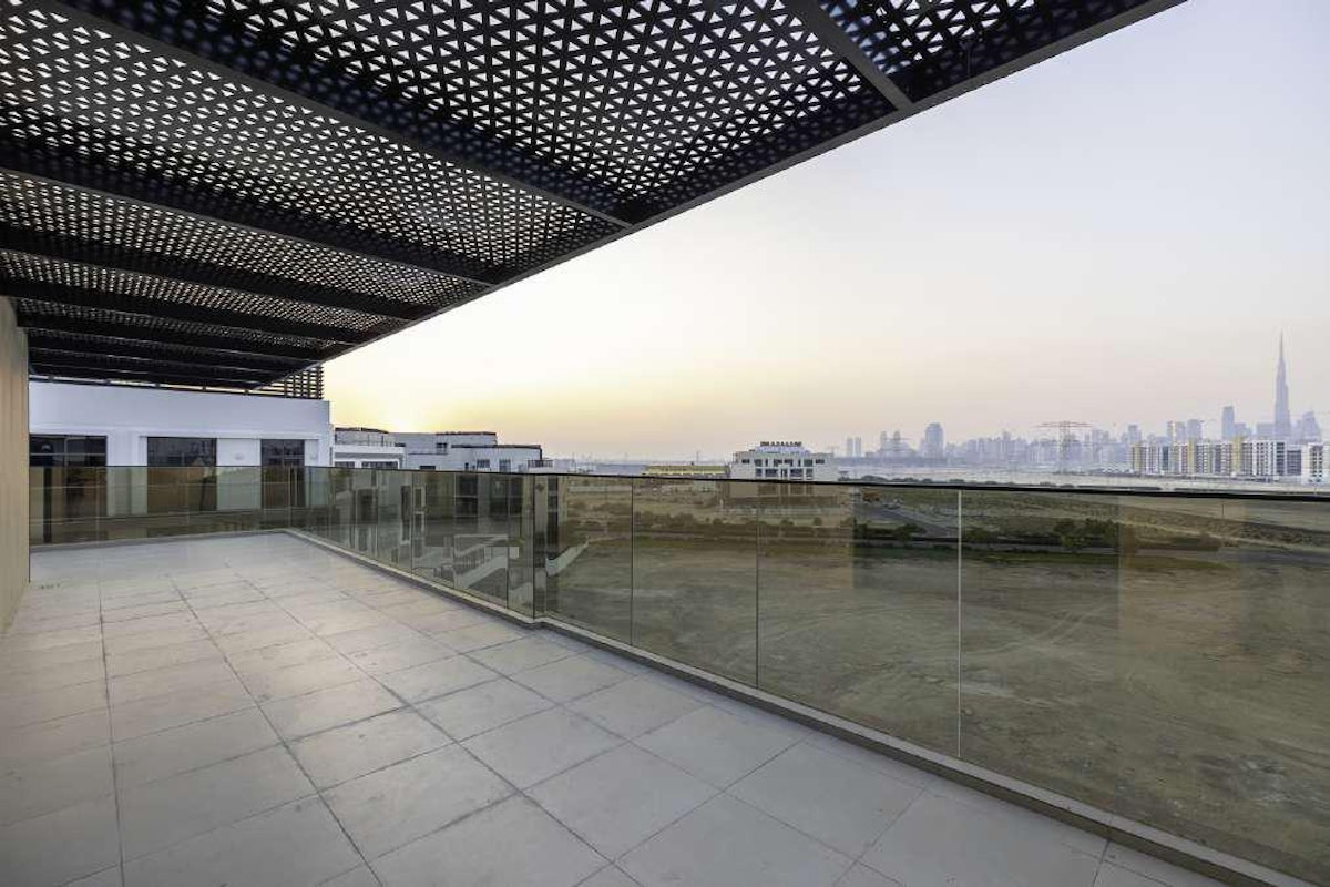 Brand New | Meydan Racecourse Burj Khalifa views