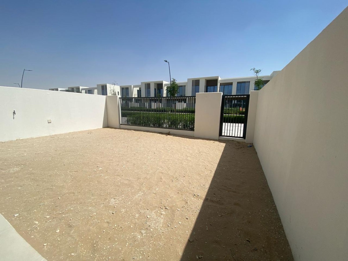 Modern | Spacious 3BR | Unfurnished | Brand new
