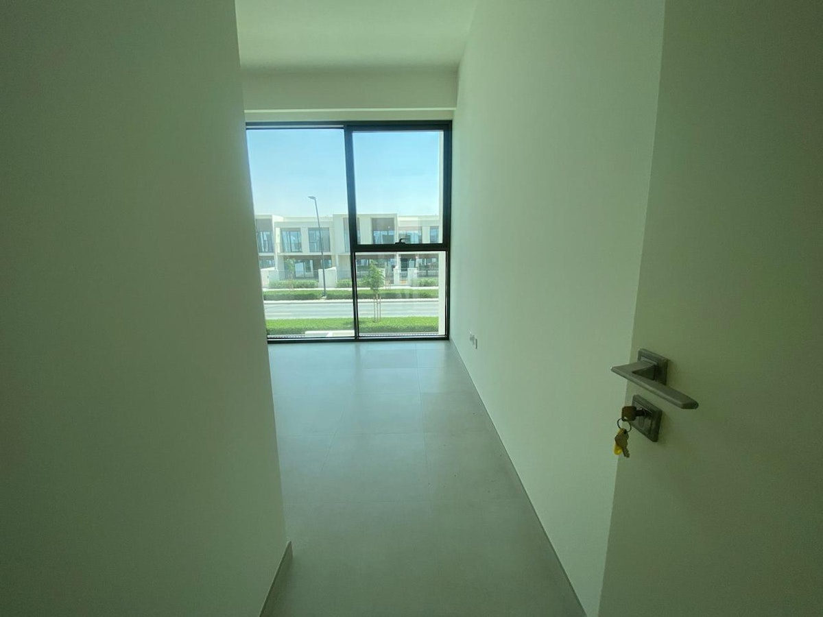 Modern | Spacious 3BR | Unfurnished | Brand new