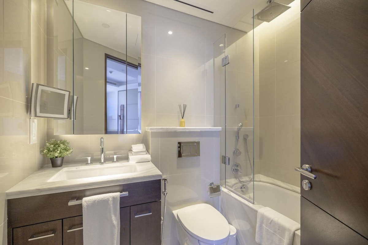 High Floor | Fountain & Burj view | Furnished
