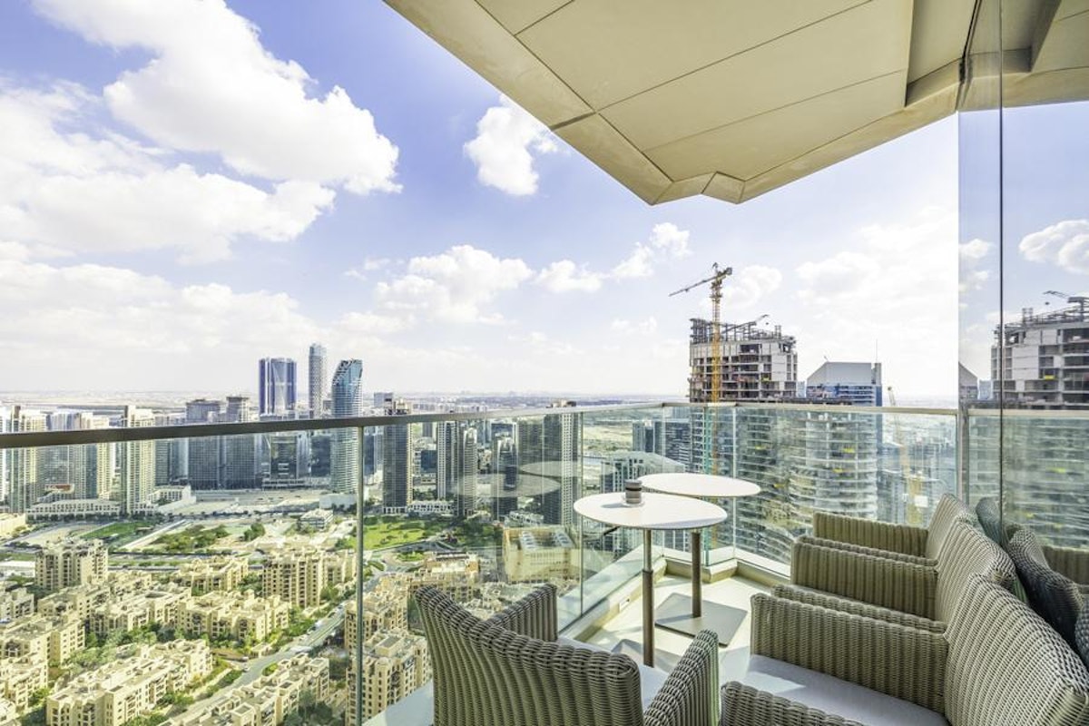 Fully Furnished 2BR with Stunning Burj View