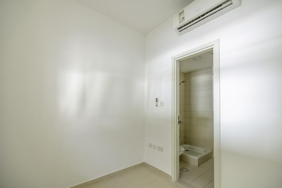Zahra TH| 3 + M| Type 1| Close to Park & Pool