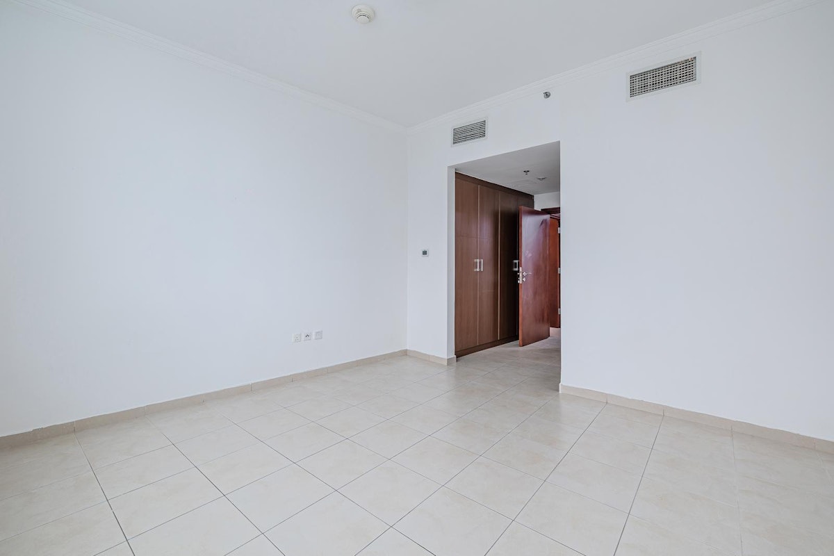 Spacious 2BR | Ready to Move | Canal View