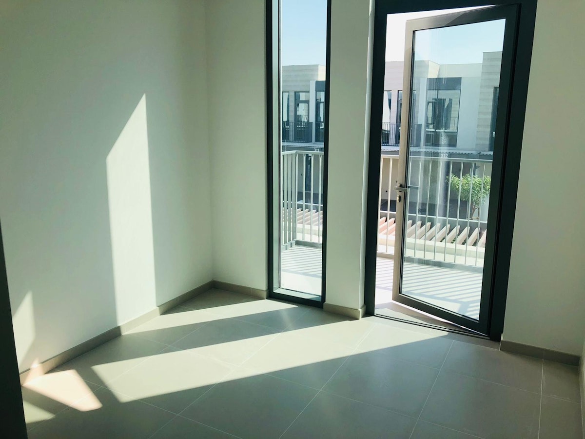 View Today | 190k Guaranteed | Brand New Unit