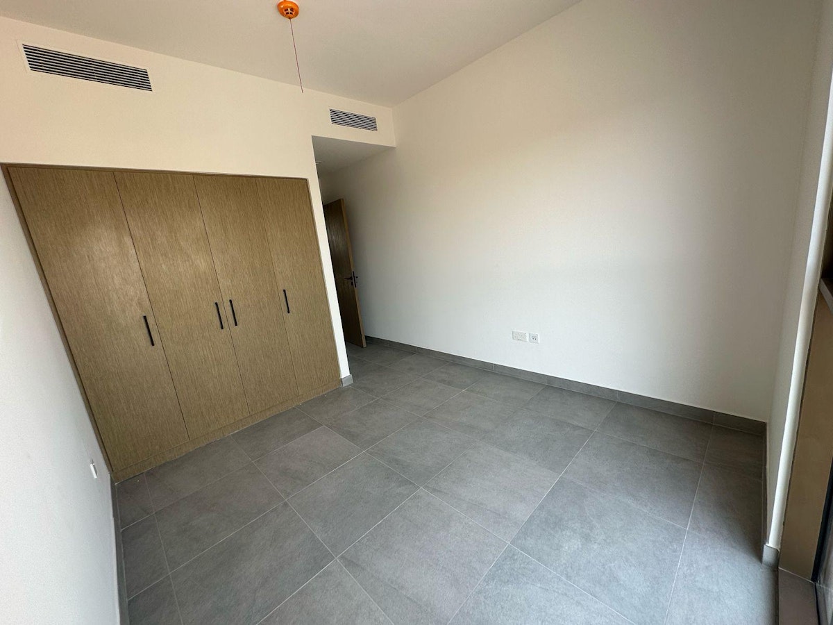 Single Row | Move-in ready | Brand new | Spacious