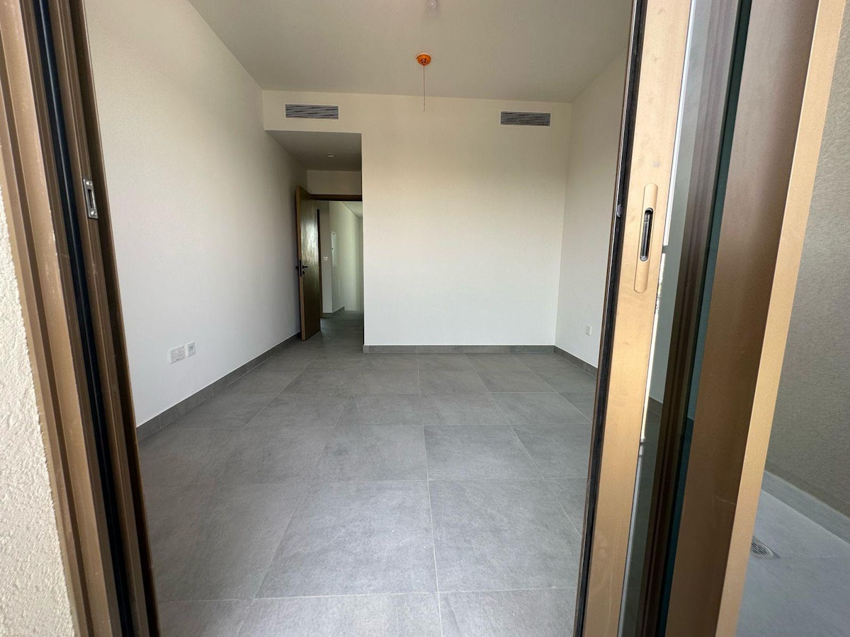Single Row | Move-in ready | Brand new | Spacious