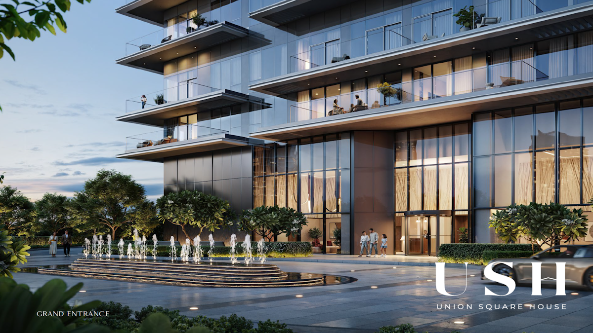MODERN LUXURY| WATERFRONT LIVING| PRIME LOCATION
