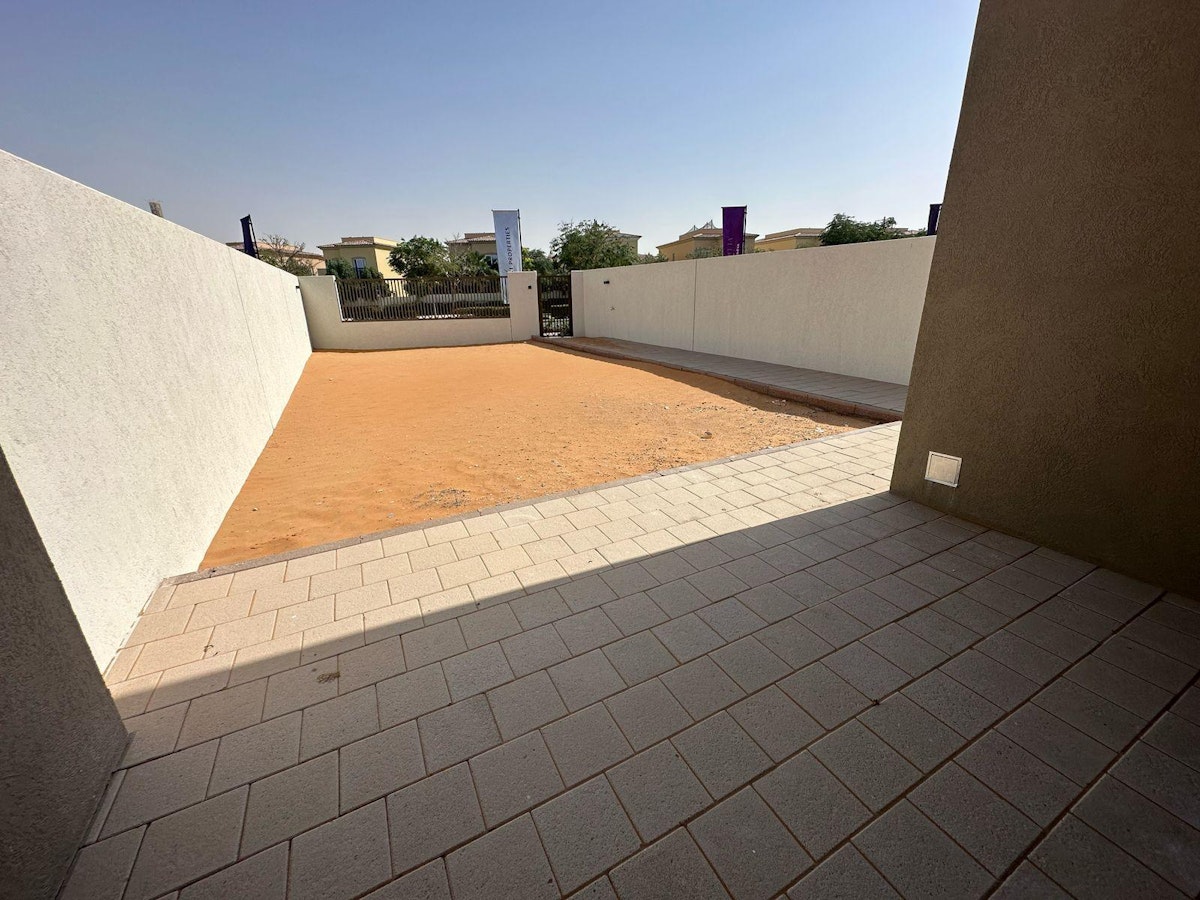 Single Row | Move-in ready | Brand new | Spacious