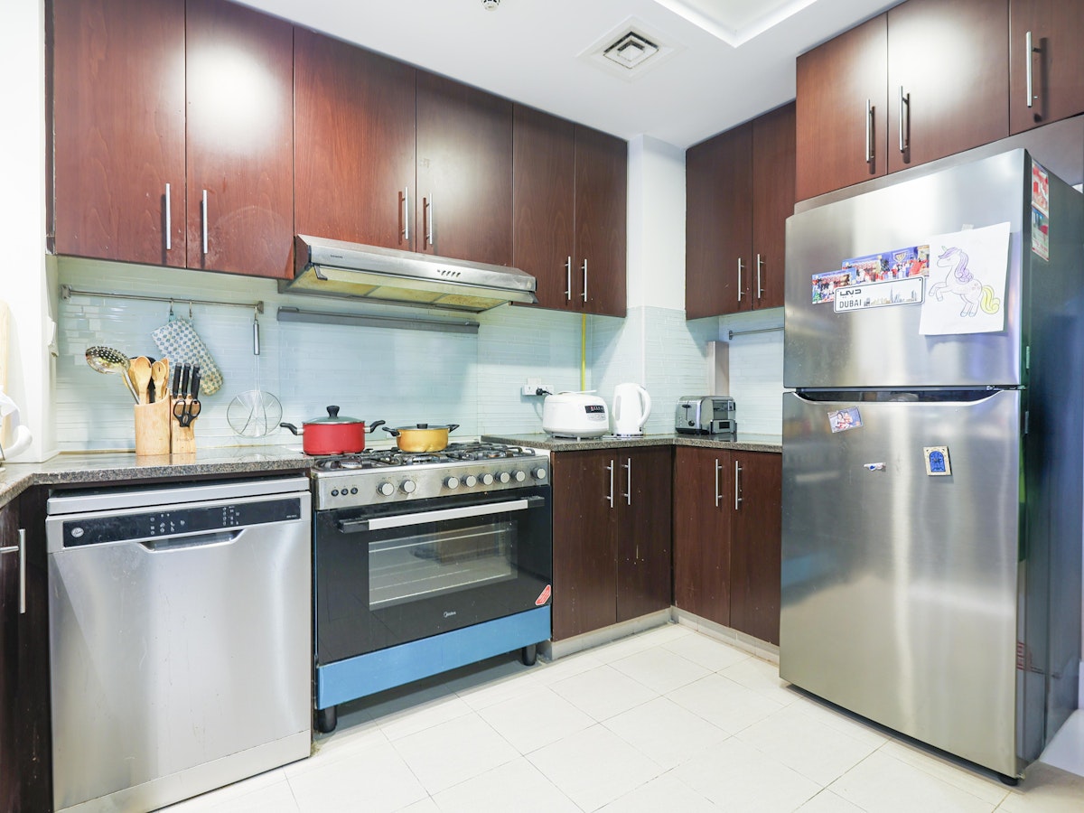 Ready to Move | Spacious 2 Bedroom | Pool View