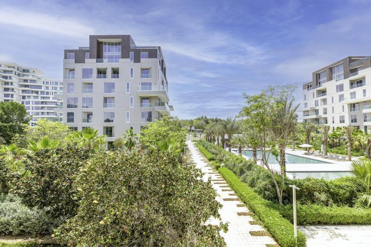 Beautiful Furnished Studio| Pool View