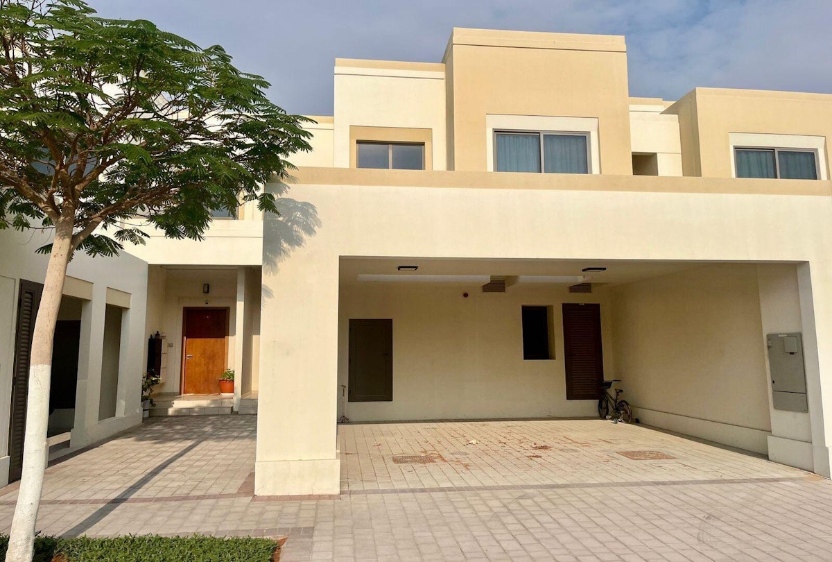3BR + M | BEAUTIFUL UNIT | TYPE 1| SINGLE ROW