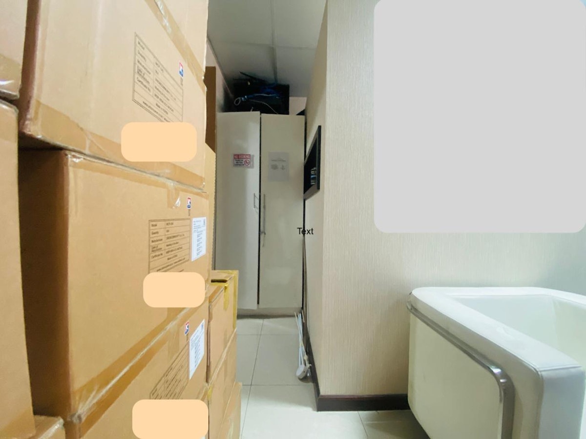 Vacant | Partitioned | Low Floor | Near Metro