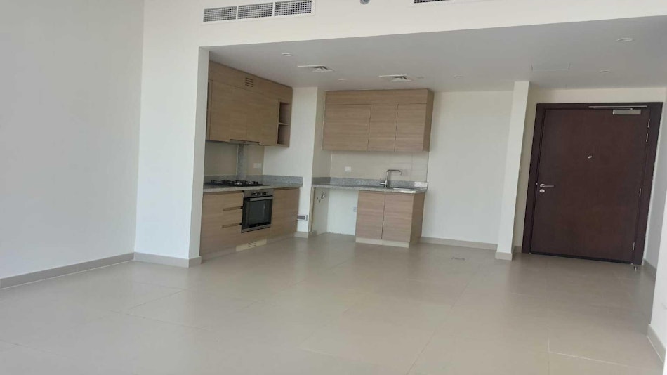 Rent | Multiple Cheques | Chiller Included