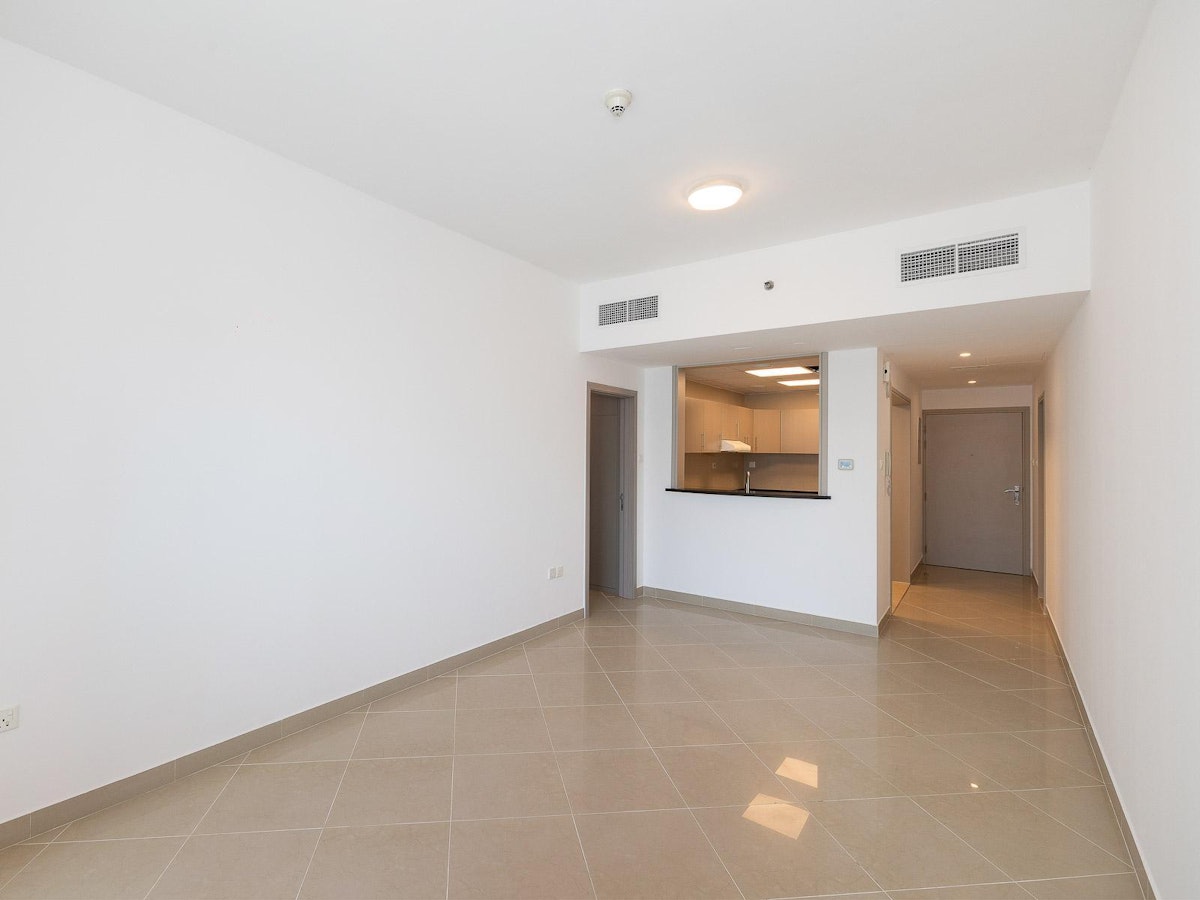 Lake View | 1 Month Free | High floor |Upgraded