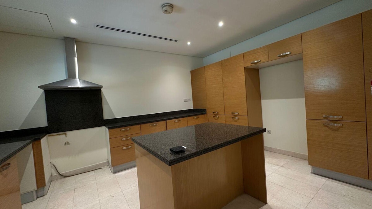 QUORTAJ 3 BED SPACIOUS |NEAR METRO | NEAR SPINNEYS