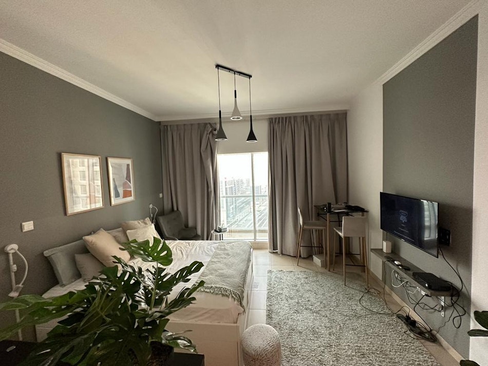 Furnished Studio | Downtown | Centric Location