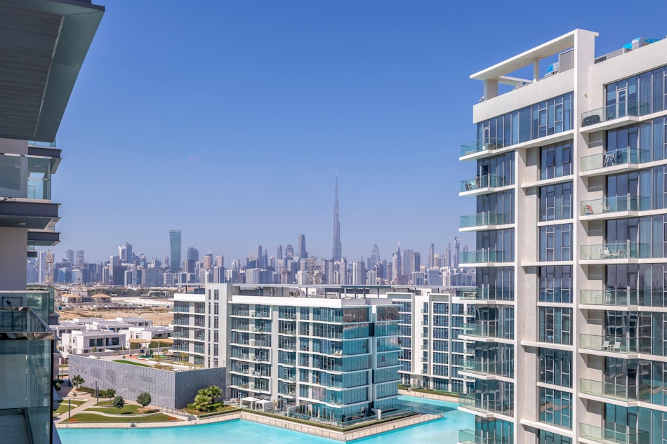 Fully Furnished | Downtown Skyline view | Vacant