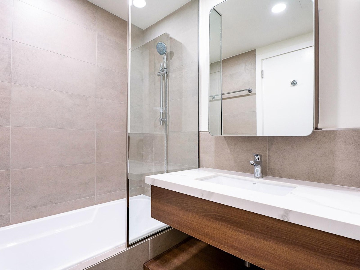 Option to Furnish| 2BR Corner Unit |Peaceful View