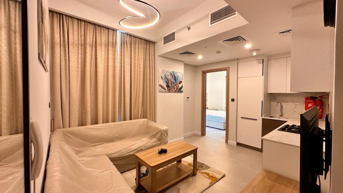 FULLY FURNISHED 1BR| NEAR METRO | NEW & VACANT