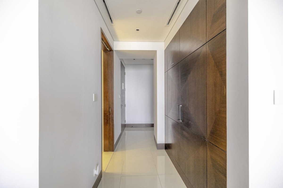 High Floor | Fountain & Burj view | Furnished