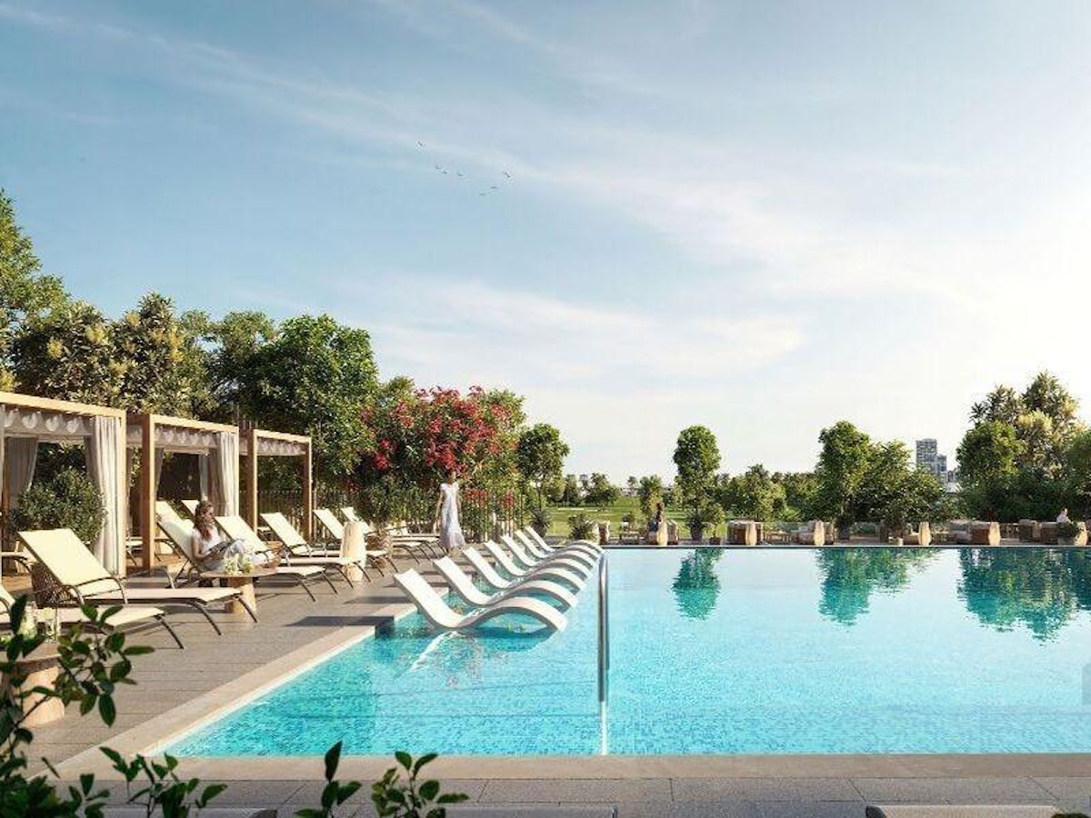TOP FLOOR | ENSUITE ROOMS | FULL GOLF VIEW