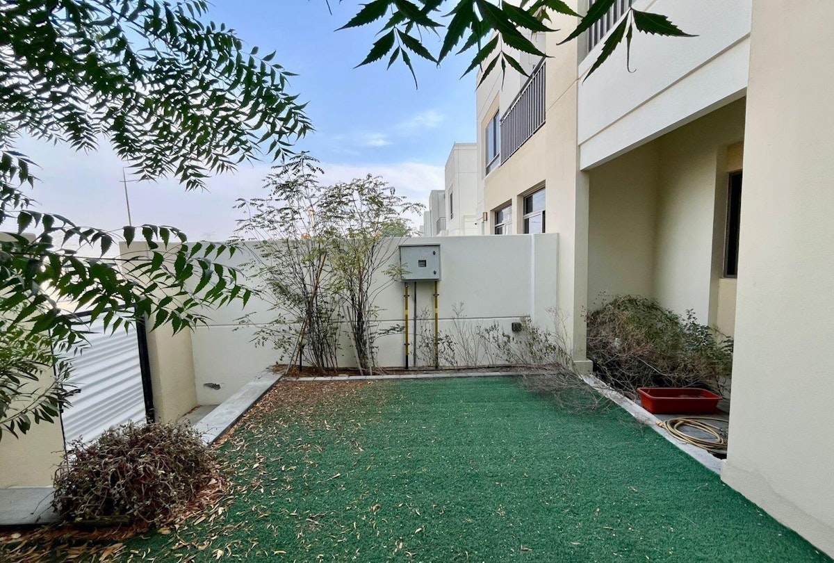 3BR + M | BEAUTIFUL UNIT | TYPE 1| SINGLE ROW