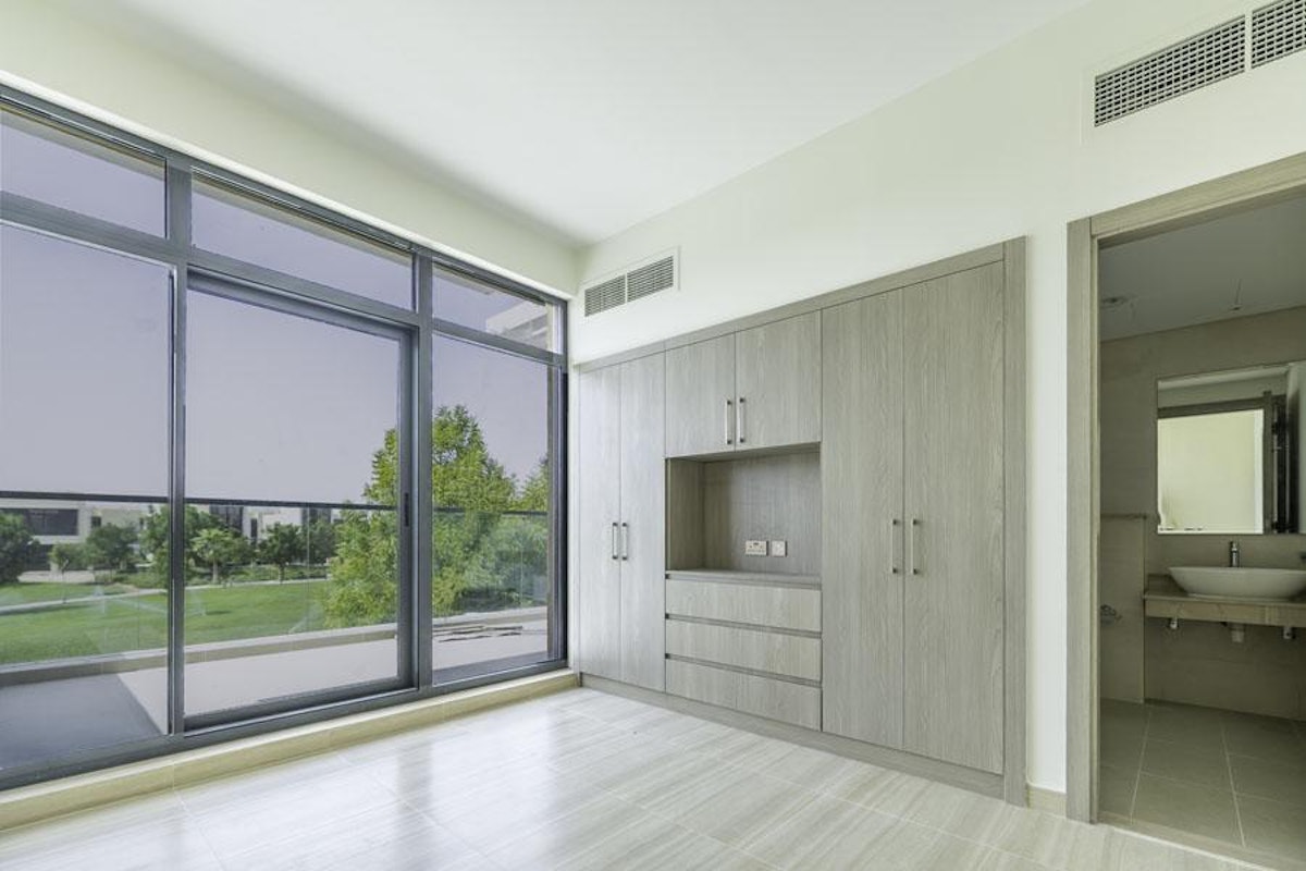 Brand New 3BR | Single Row | Facing the Park