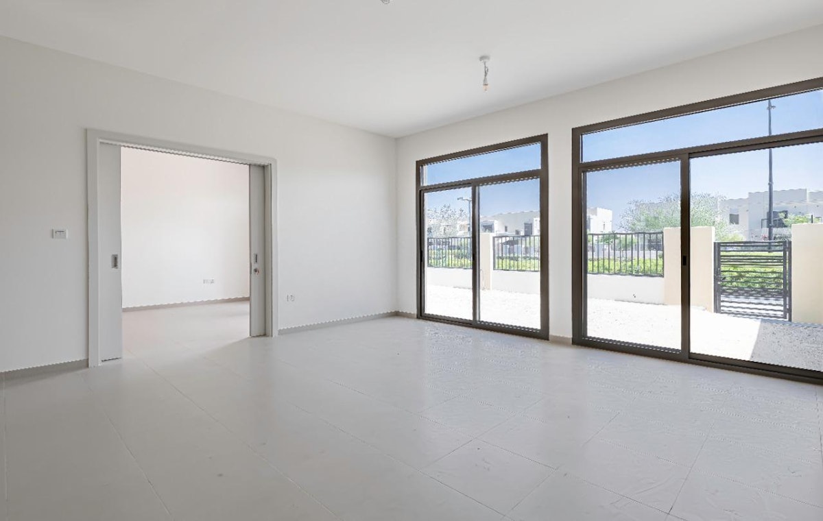 Exclusive 4BR+Maid | End Unit | Single Row
