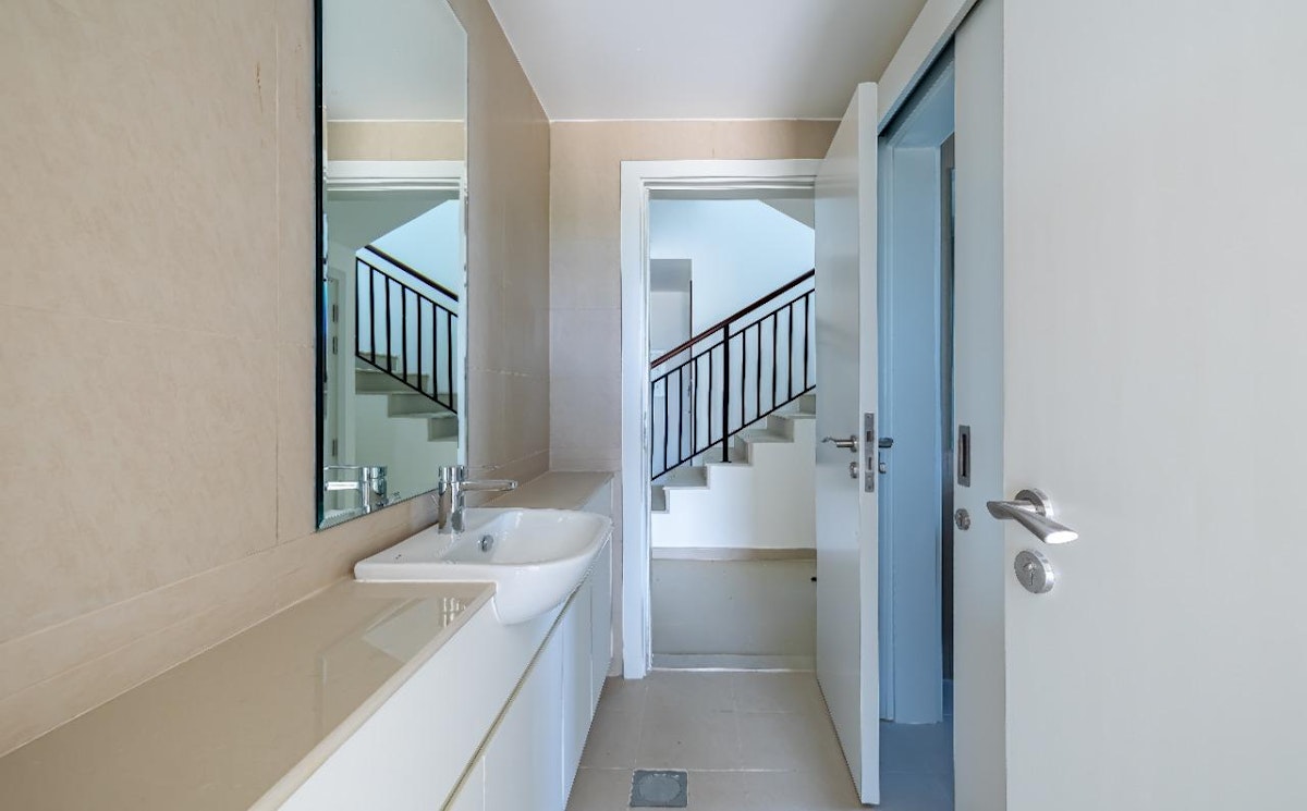 Exclusive 4BR+Maid | End Unit | Single Row