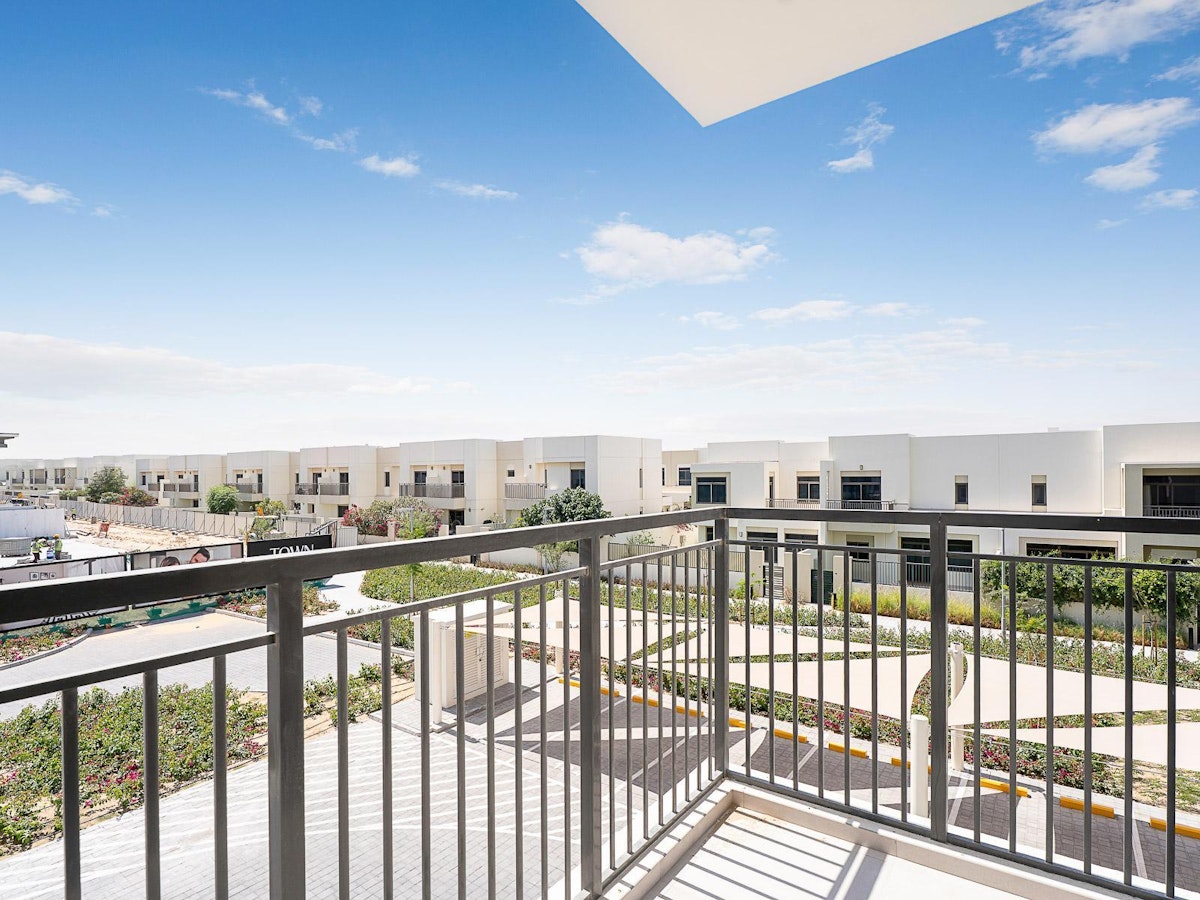 Option to Furnish| 2BR Corner Unit |Peaceful View