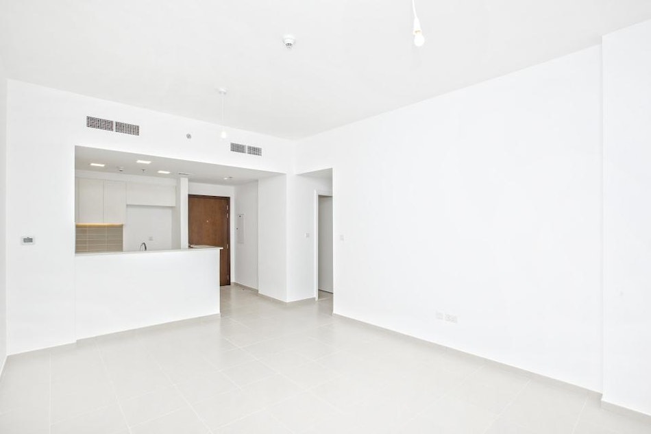 Beautiful 3 Bed+M| Pool View| Rented