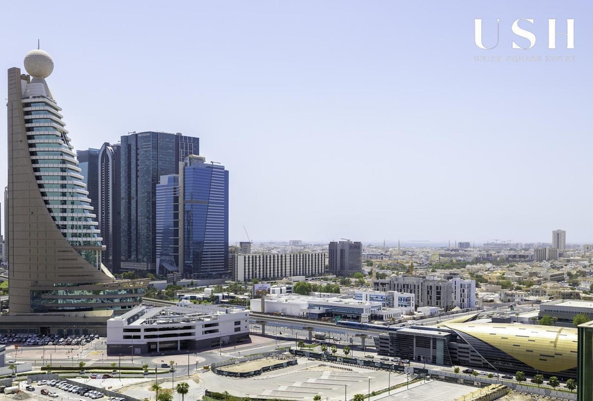 Large 2BR | Beautiful View | Next to Metro