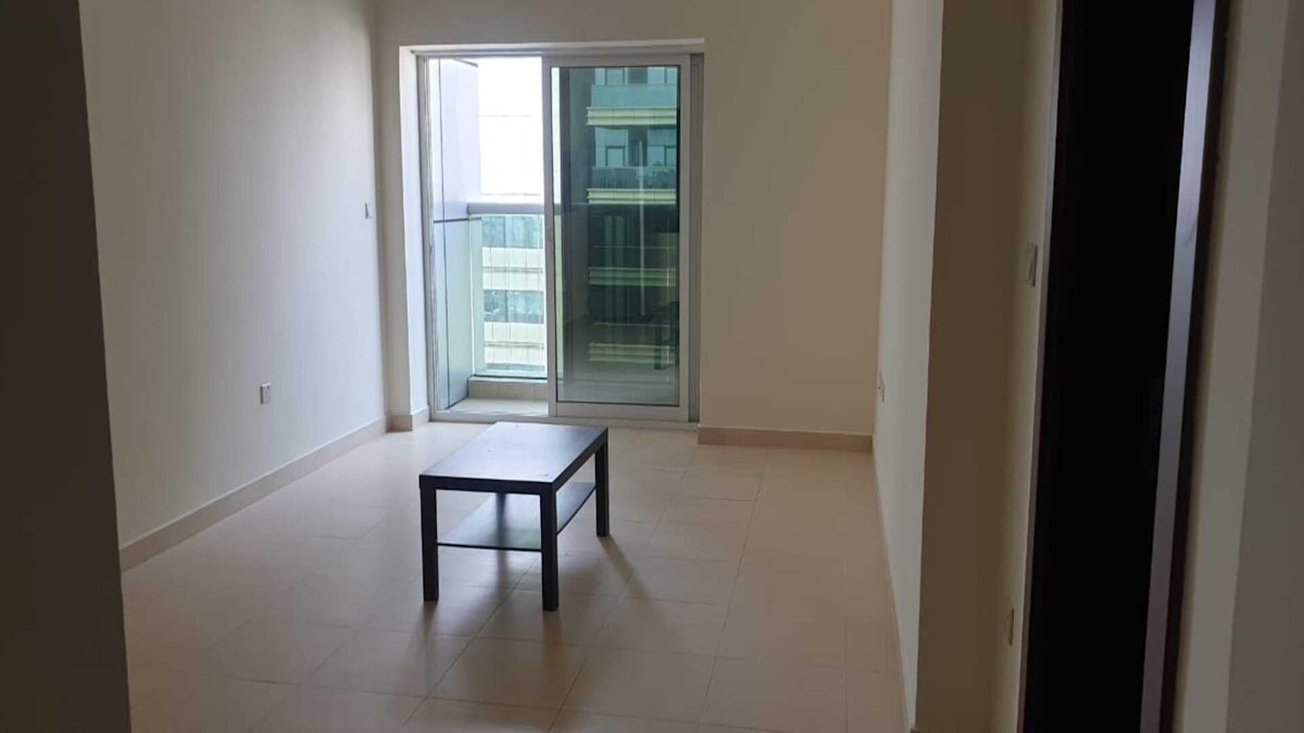 Spacious 1BR | Chiller free | Semi Furnished