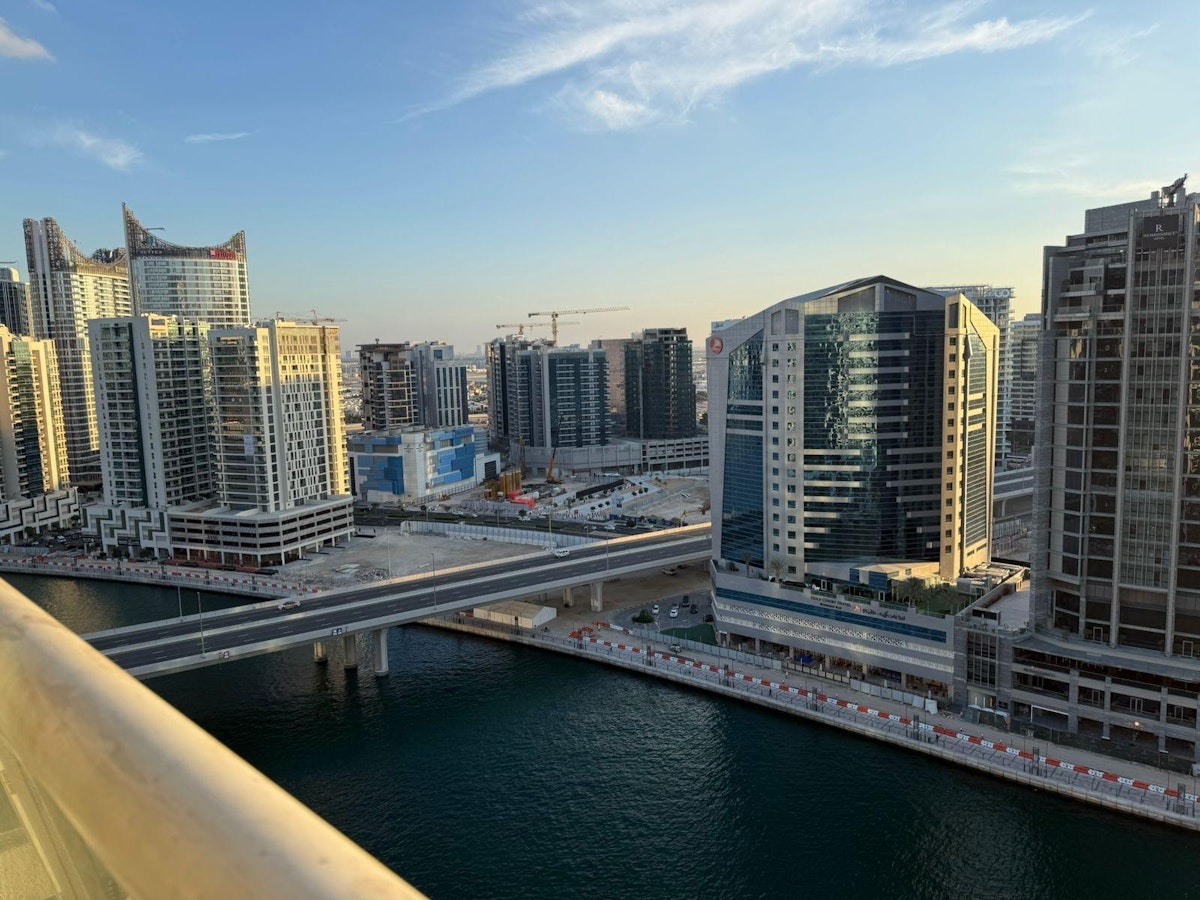 Fully Furnished | Full Lake View | Ready To Move