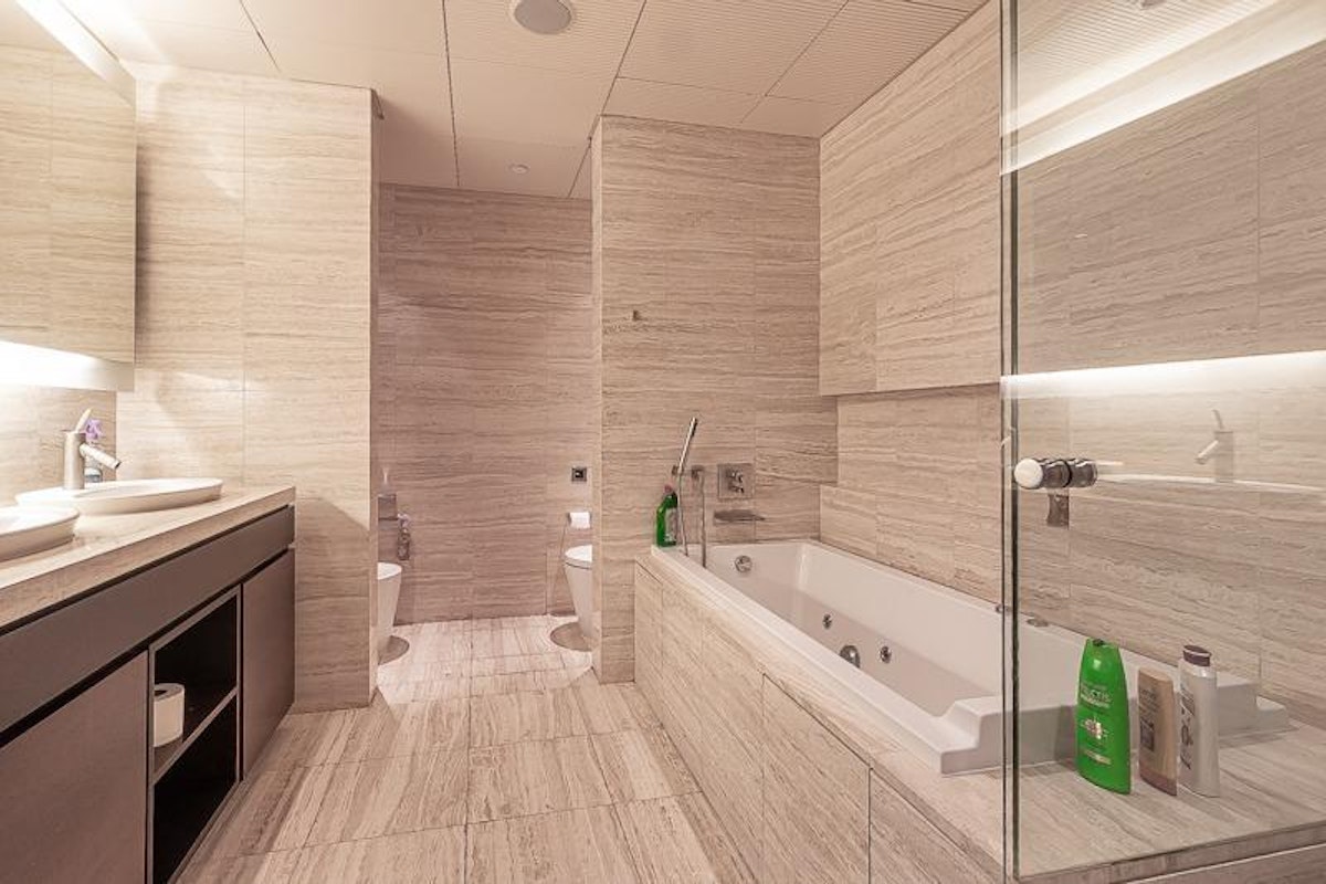 FOUNTAIN VIEW| FULLY UPGRADE| BEST DEAL|HIGH FLOOR