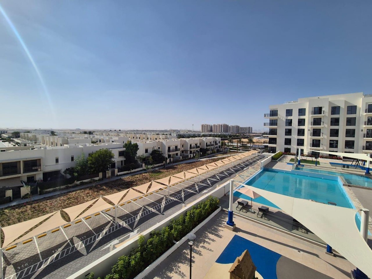 Option to Furnish| 2BR Corner Unit |Peaceful View