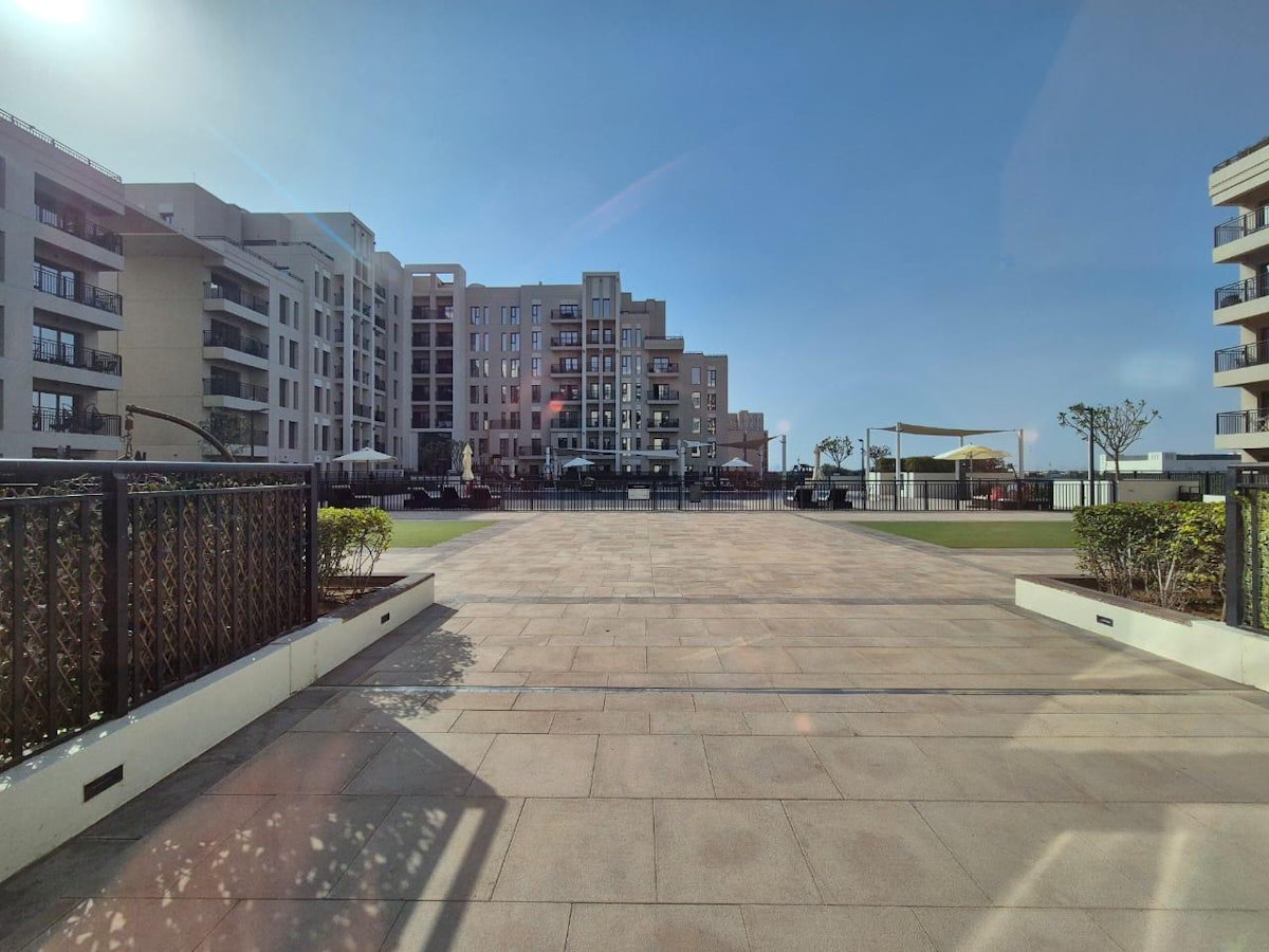 2 BR | Open View | Vacant | Well Maintained Unit