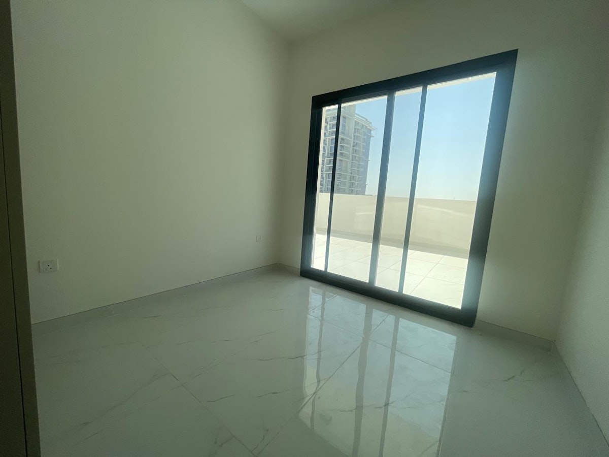 Huge Layout | Close to Metro | Ready to move in