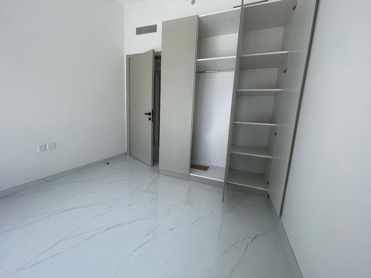 Huge Layout | Close to Metro | Ready to move in