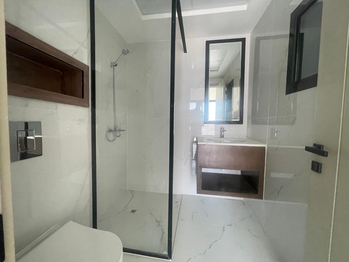 Huge Layout | Close to Metro | Ready to move in