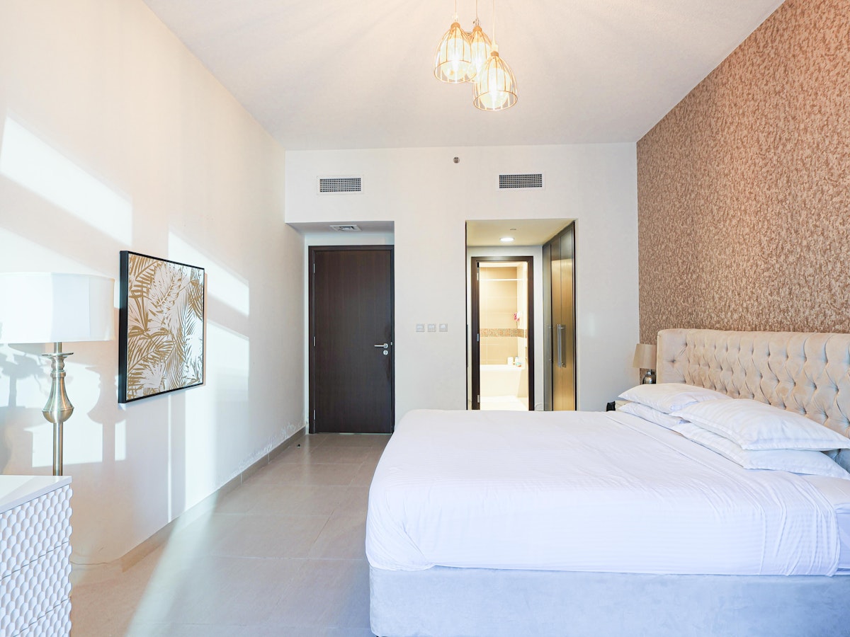Ready to Move | Spacious 2 Bedroom | Pool View
